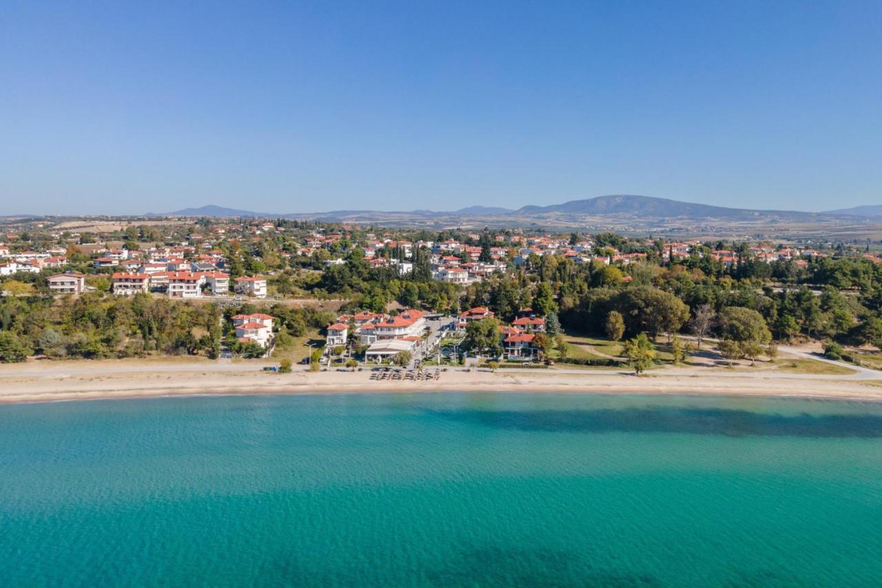 Beach Front Vintage Villa Kalliktratis Nea Kallikrateia Exteriör bild