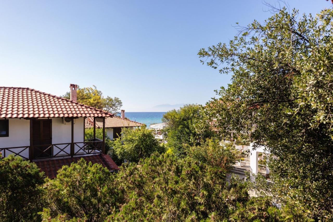 Beach Front Vintage Villa Kalliktratis Nea Kallikrateia Exteriör bild